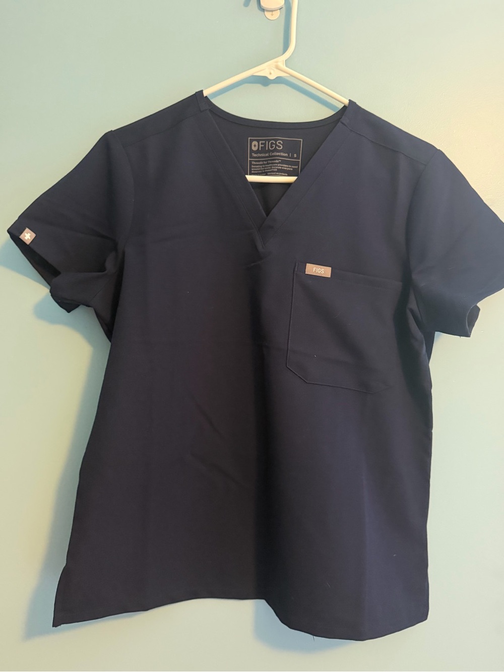FIGS Navy Blue Scrub Set | Women’s Small | Jogger Pants | Excellent Condition